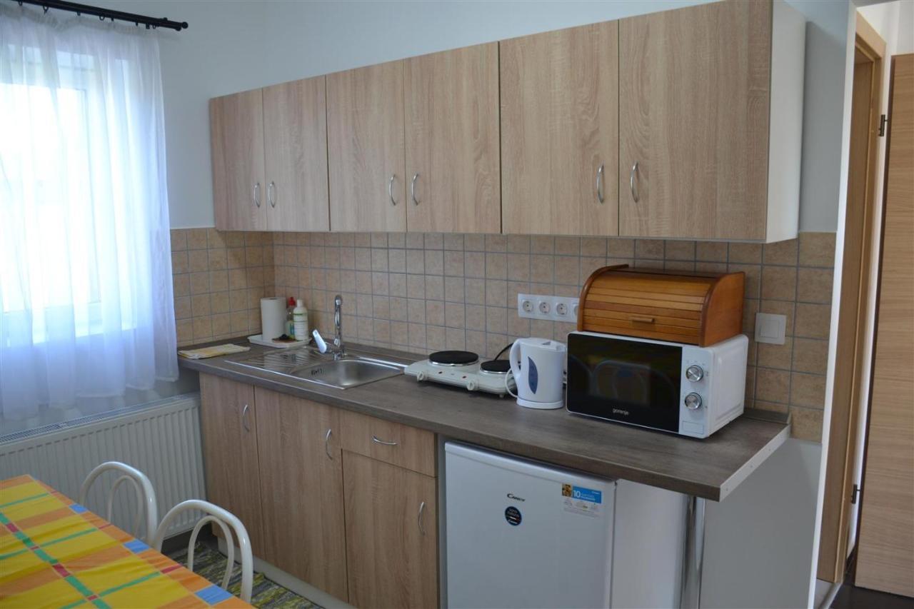 Appartement Aba-Boebe Vendeghaz à Zalaszentivan Extérieur photo